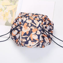 Laden Sie das Bild in den Galerie-Viewer, Magic Kosmetiktasche 'All in One' Deintopstore