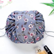 Laden Sie das Bild in den Galerie-Viewer, Magic Kosmetiktasche 'All in One' Deintopstore